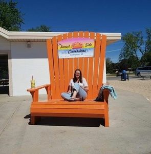 Meet your Posher, Lisa